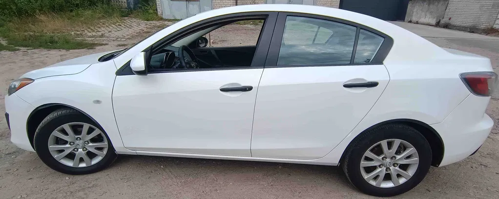 Фото 2010 Mazda 3