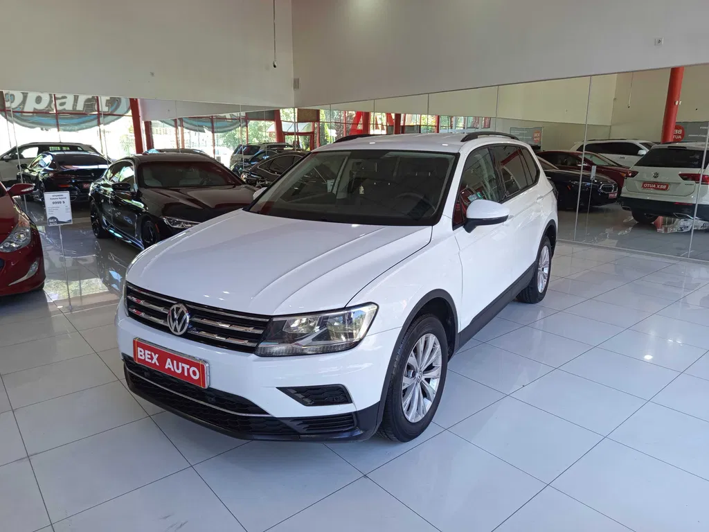Фото 2022 Volkswagen Tiguan