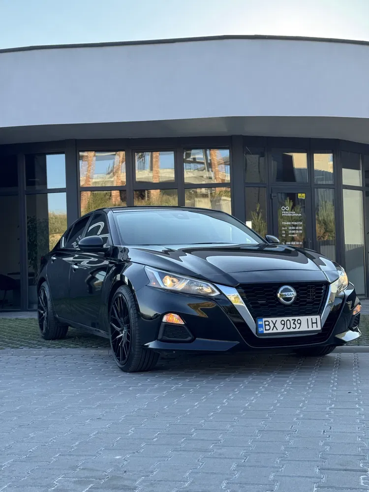 Фото 2022 Nissan Altima