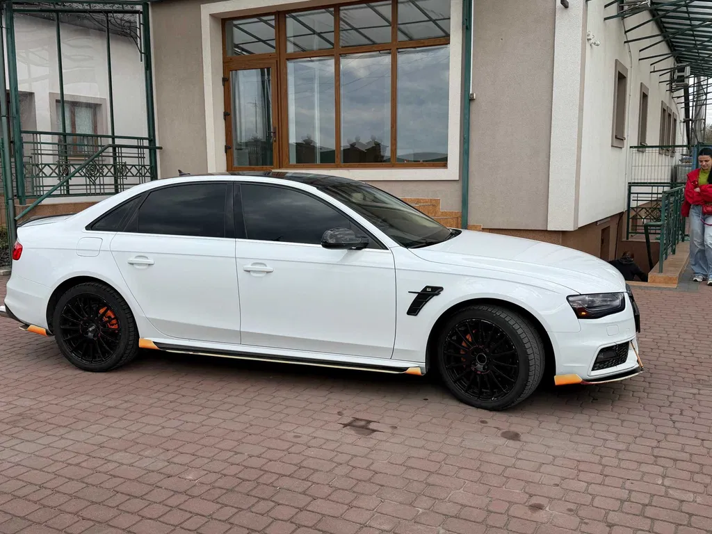 Фото 2015 Audi A4