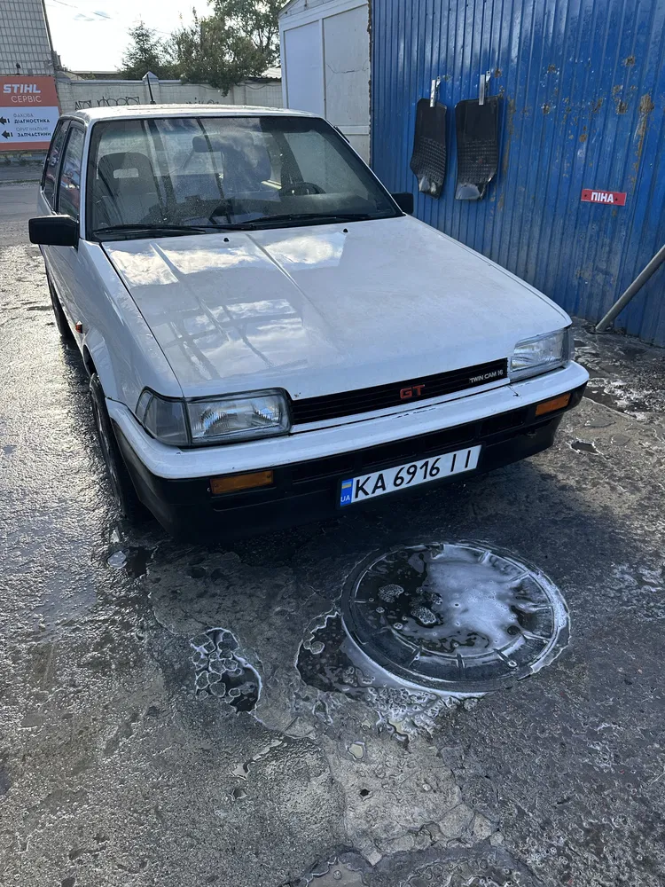 Фото 1985 Toyota Corolla