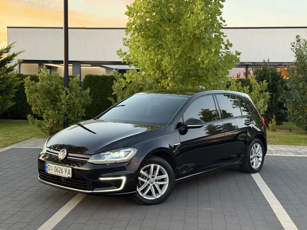 Фото 2017 Volkswagen Інша