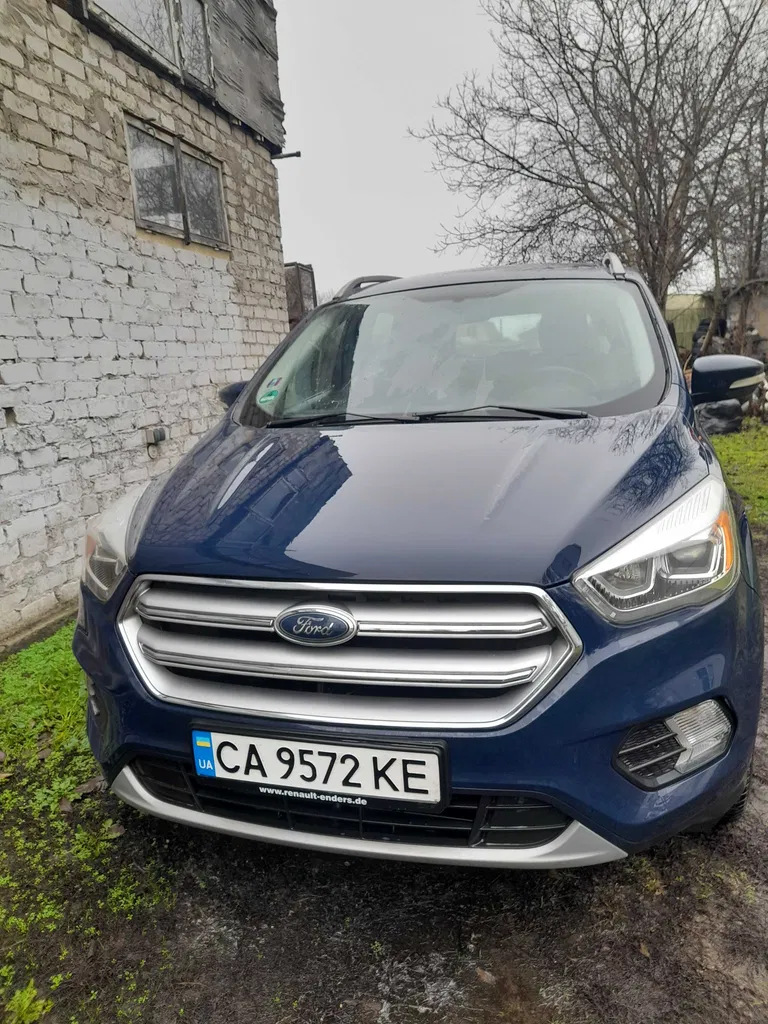 Фото 2017 Ford Kuga