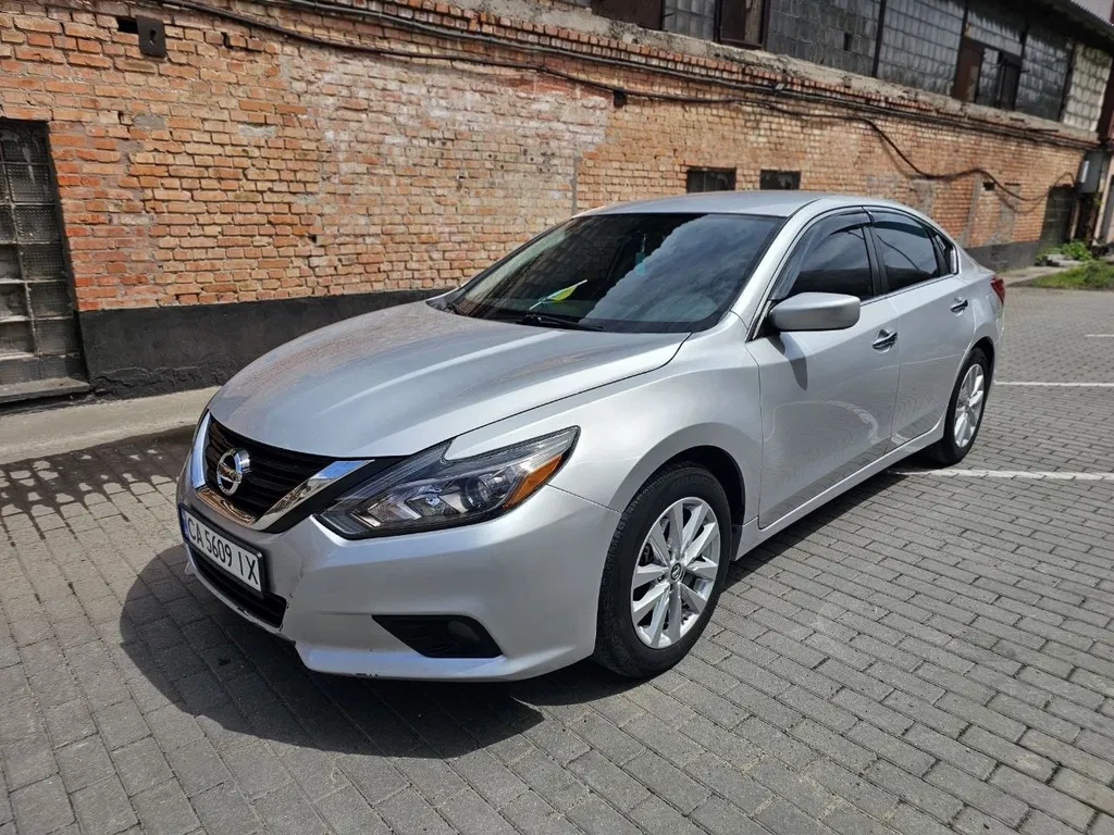 Фото 2017 Nissan Altima
