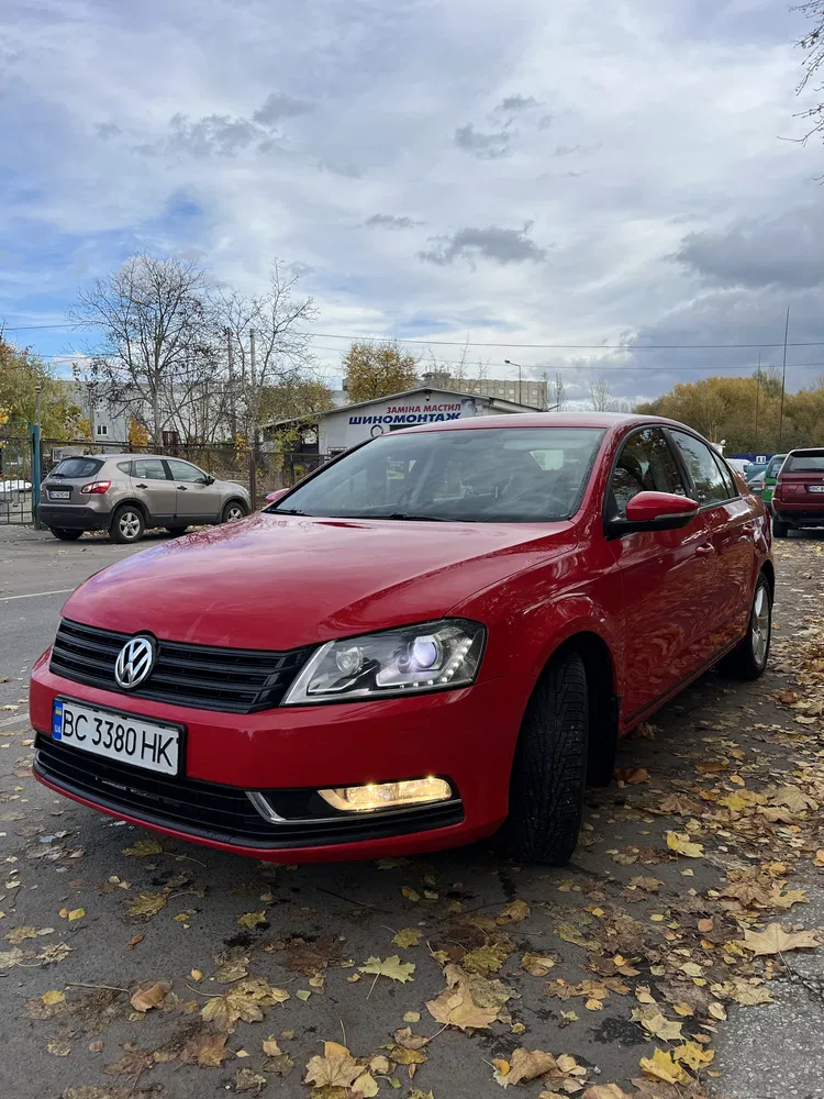 Фото 2013 Volkswagen Passat Sedan