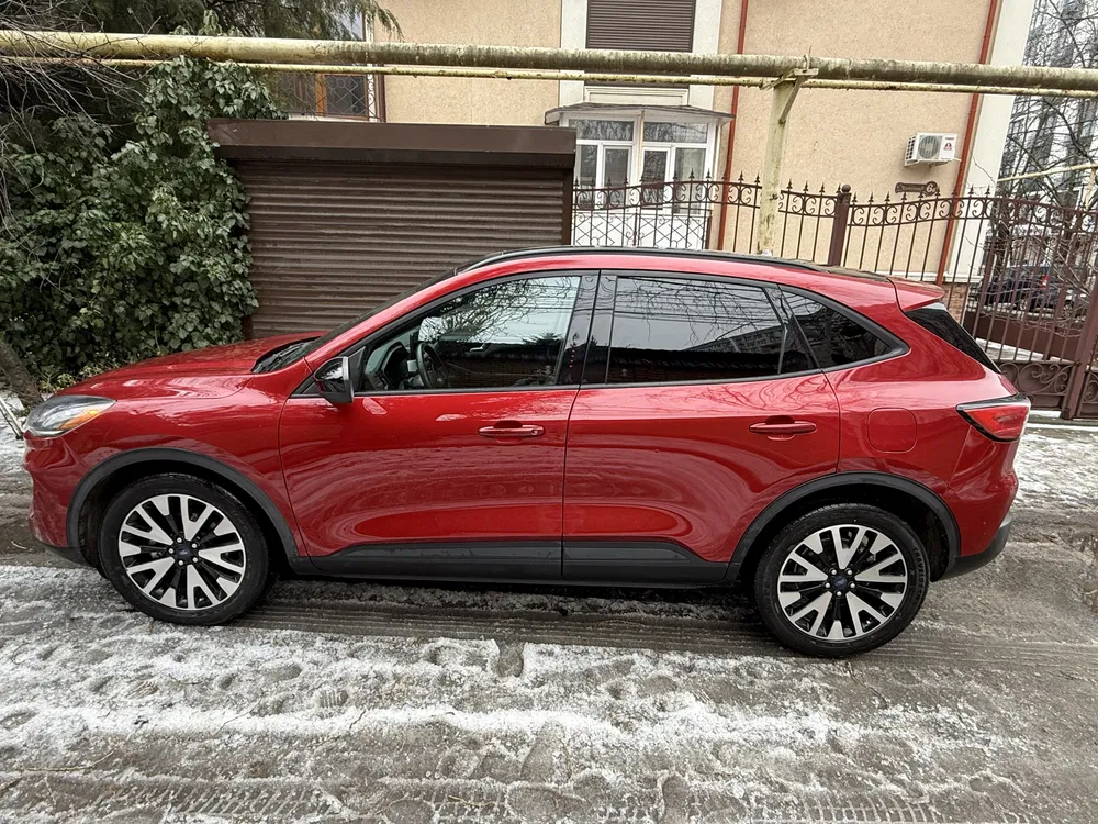 Фото 2020 Ford Escape