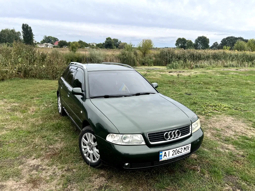 Фото 2000 Audi A4