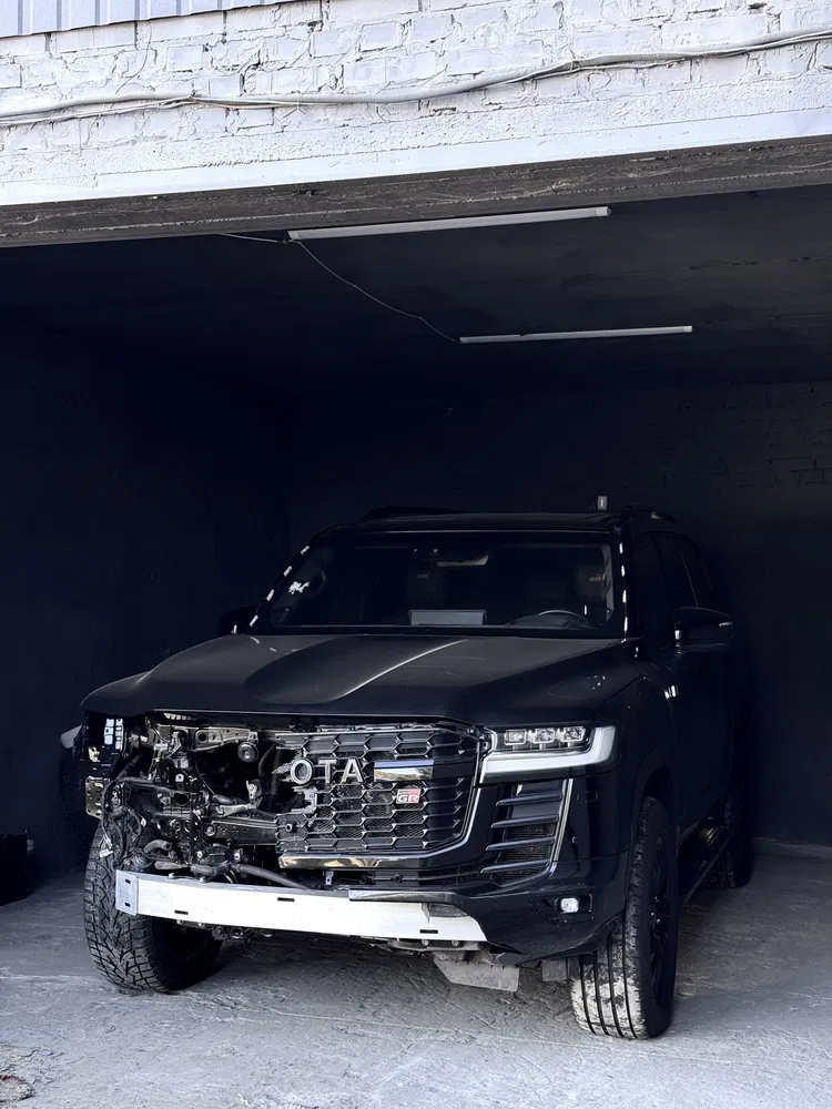 Фото 2021 Toyota Land Cruiser 200