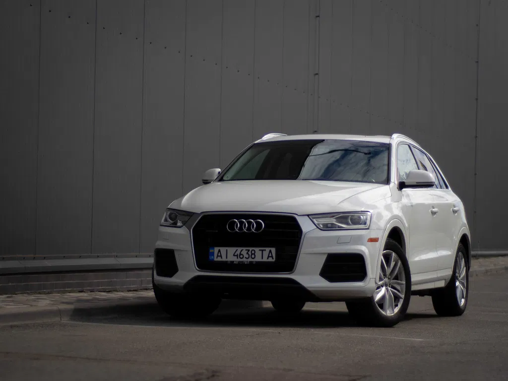 Фото 2016 Audi Q3