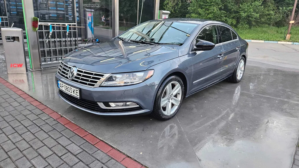 Фото 2012 Volkswagen Passat CC