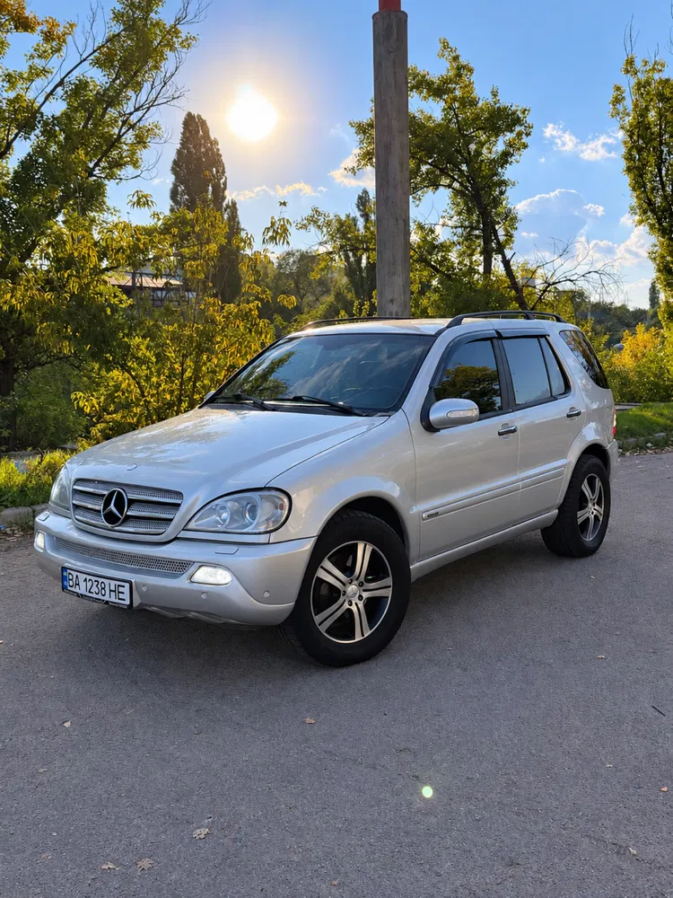 Фото 2002 Mercedes-Benz ML серия