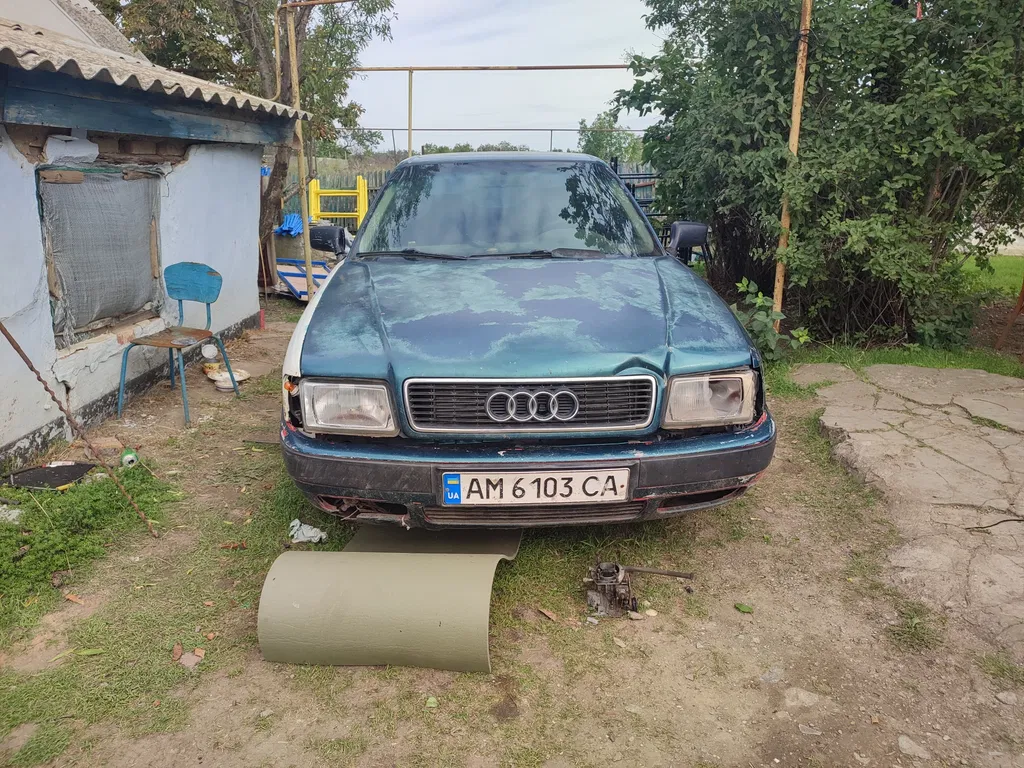 Фото 1990 Audi 80
