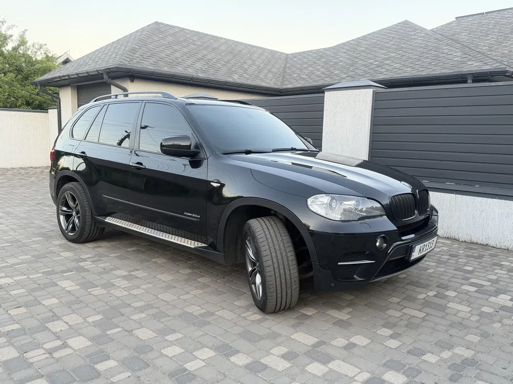 Фото 2012 BMW X5