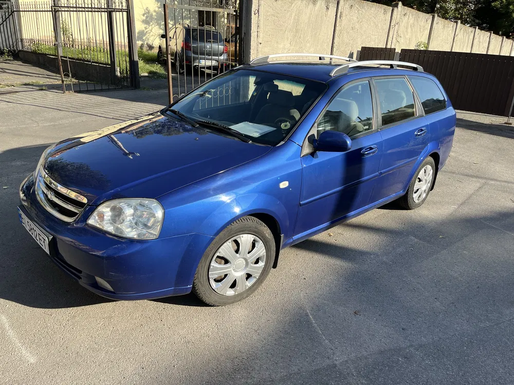 Фото 2005 Chevrolet Nubira