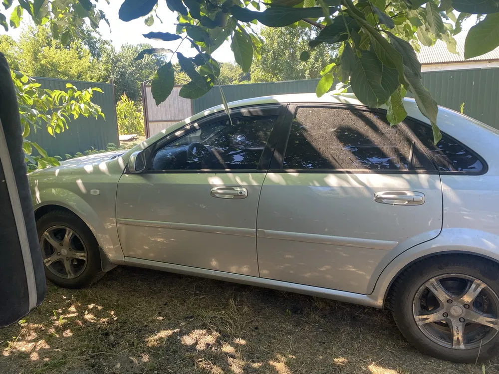 Фото 2012 Chevrolet Lacetti
