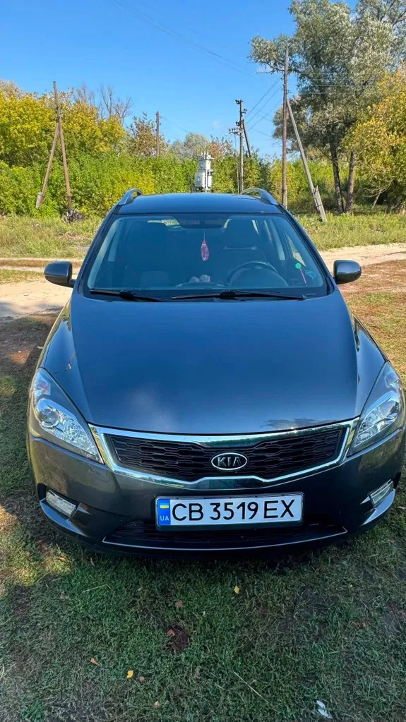 Фото 2010 Kia Cee'd