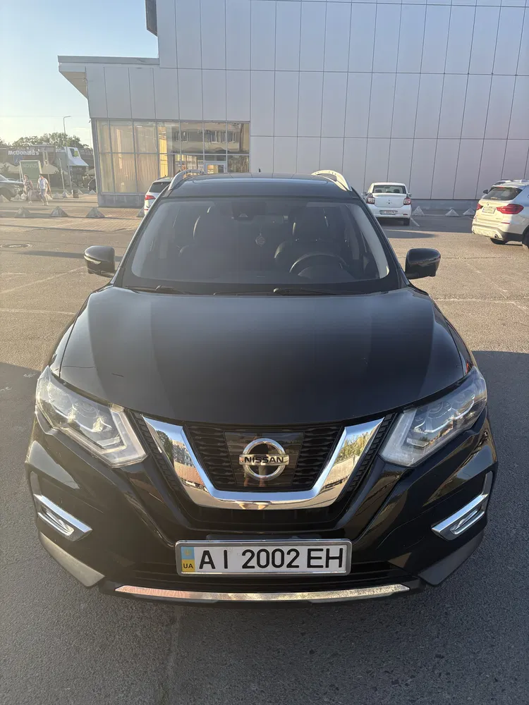 Фото 2017 Nissan Rogue