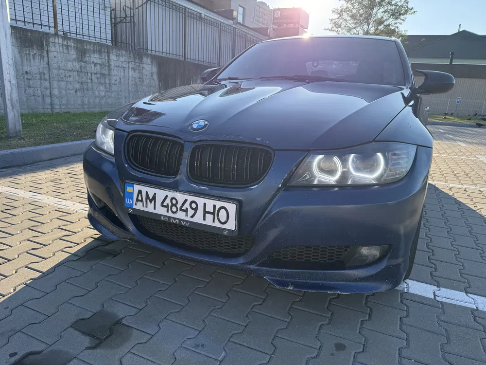 Фото 2010 BMW 3 серія