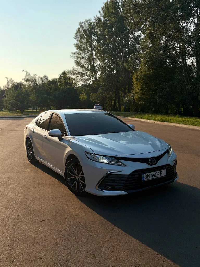 Фото 2022 Toyota Camry
