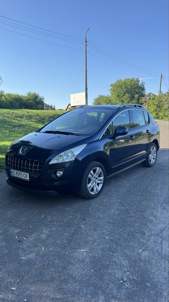 Фото 2011 Peugeot 3008
