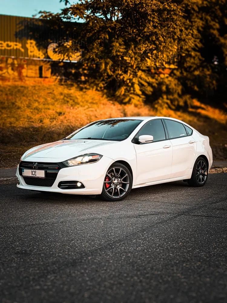 Фото 2016 Dodge Dart
