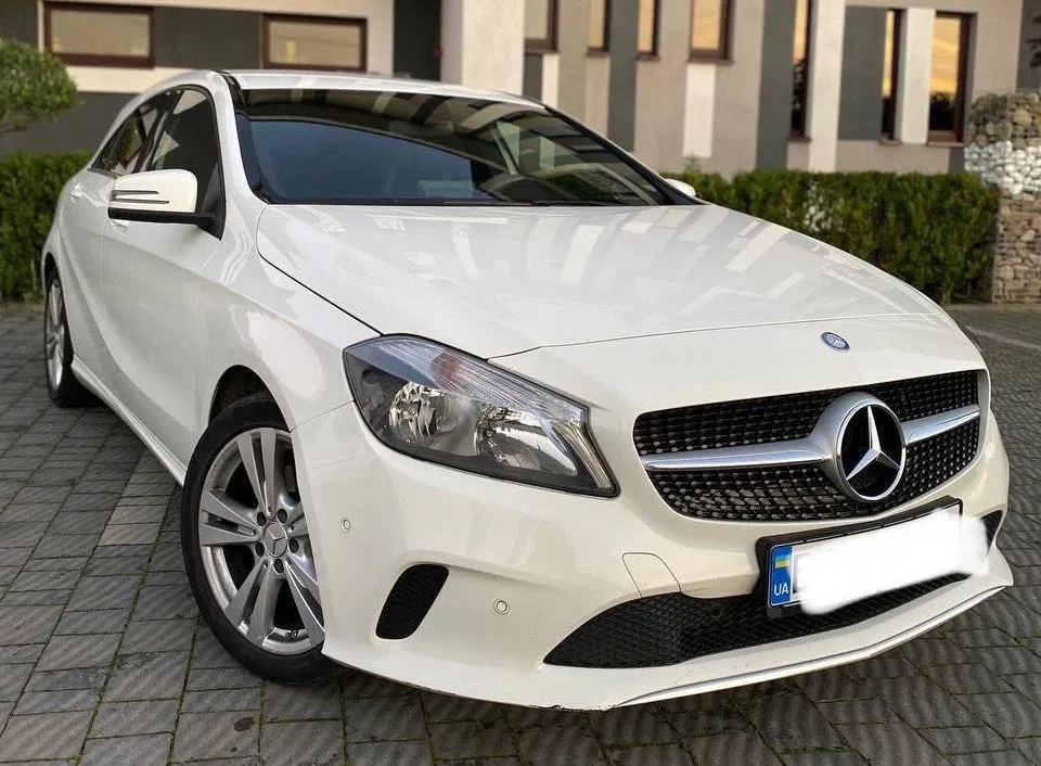 Фото 2016 Mercedes-Benz A серия