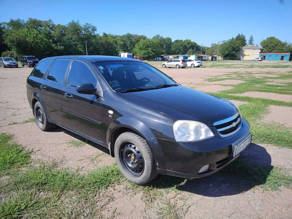 Фото 2005 Chevrolet Lacetti