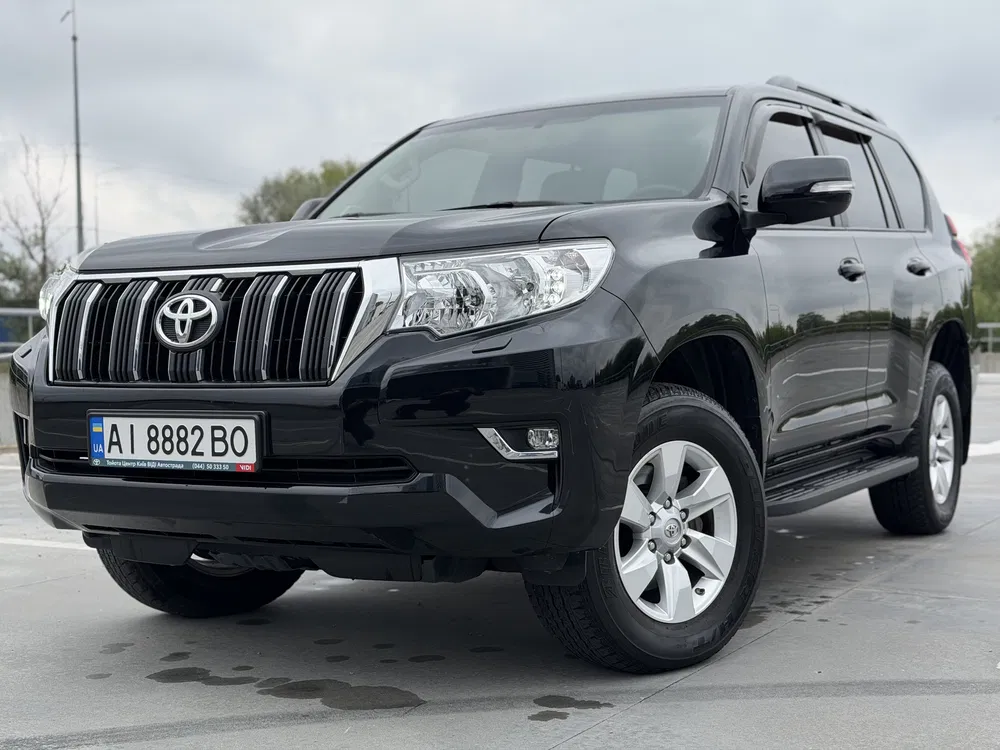 Фото 2023 Toyota Land Cruiser Prado 150