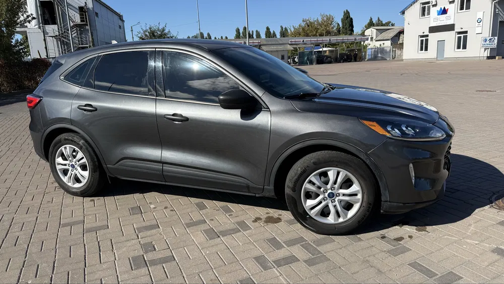 Фото 2020 Ford Escape