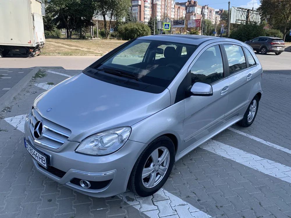 Фото 2009 Mercedes-Benz B серия