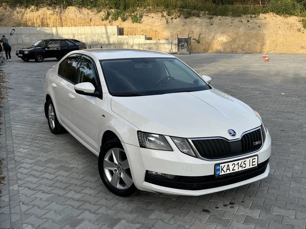 Фото 2019 Skoda Octavia