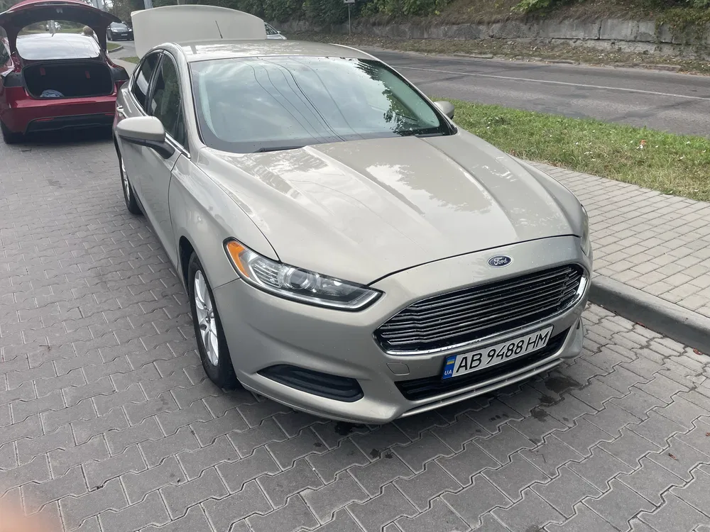 Фото 2015 Ford Fusion (USA)