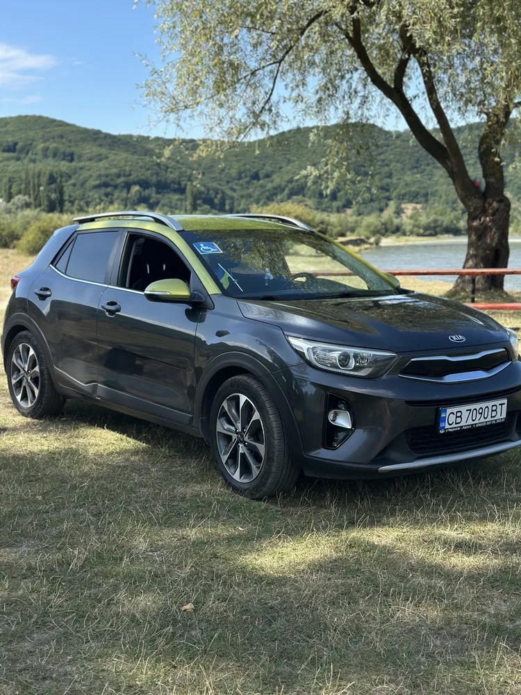 Фото 2018 Kia Stonic
