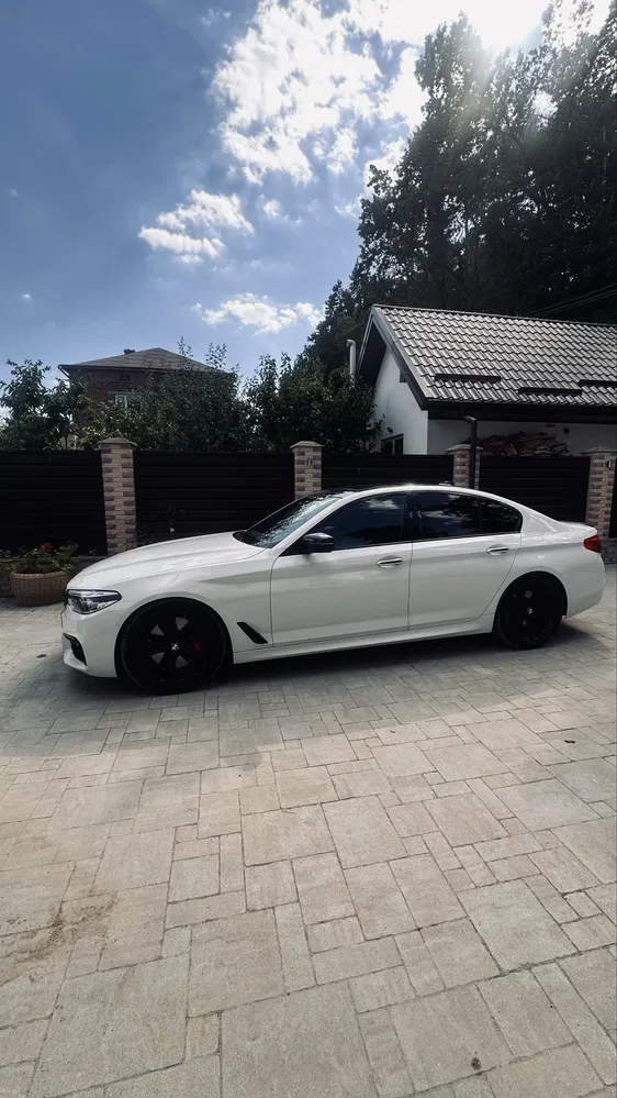 Фото 2017 BMW 5 серія