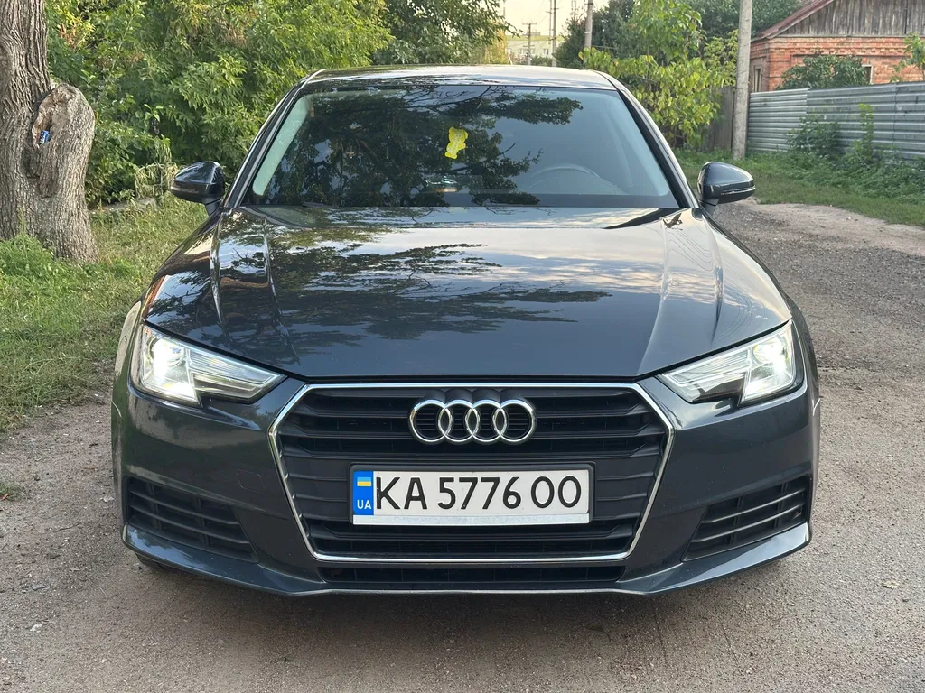 Фото 2018 Audi A4