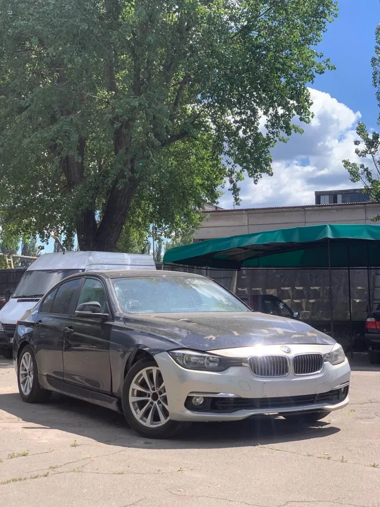 Фото 2017 BMW 3 серія