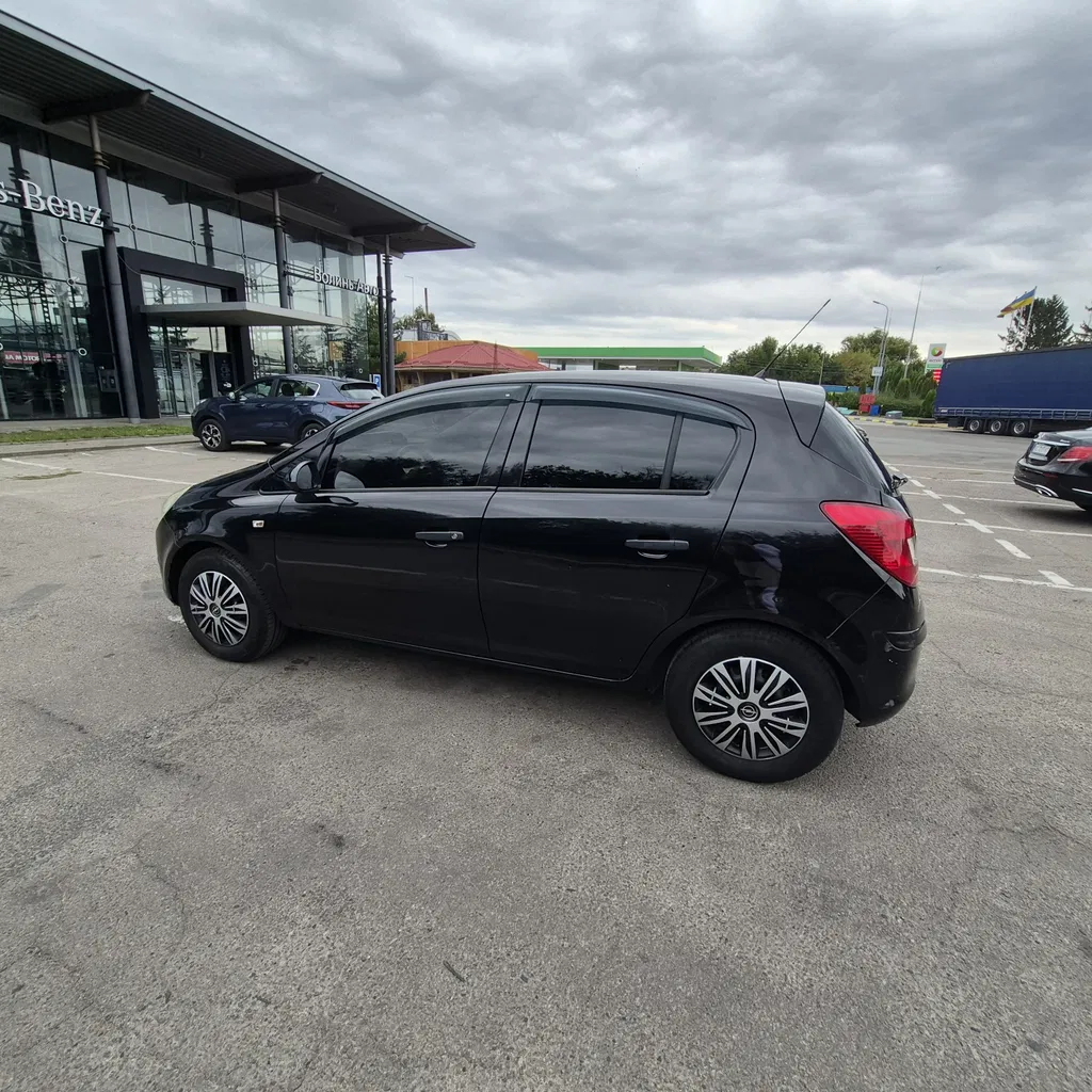 Фото 2009 Opel Corsa