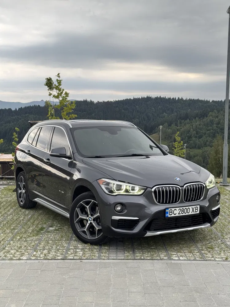 Фото 2015 BMW X1