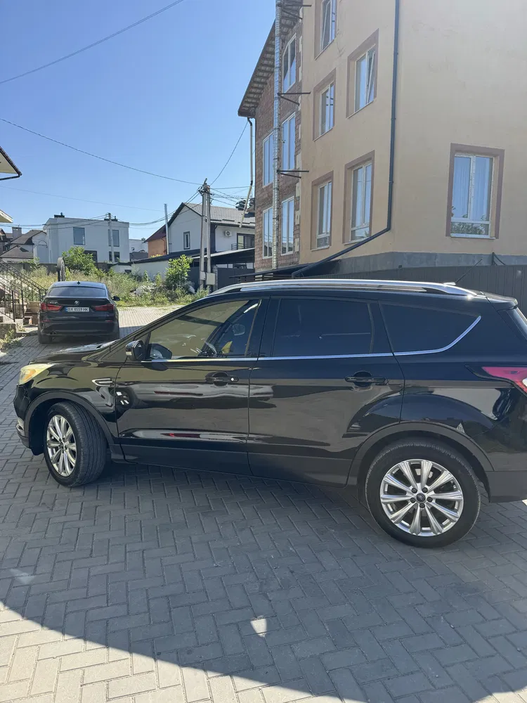 Фото 2017 Ford Escape