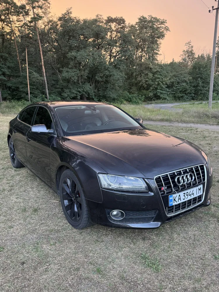 Фото 2010 Audi A5