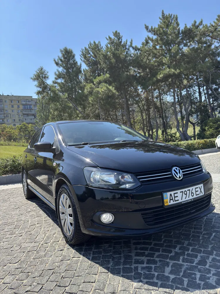 Фото 2012 Volkswagen Polo