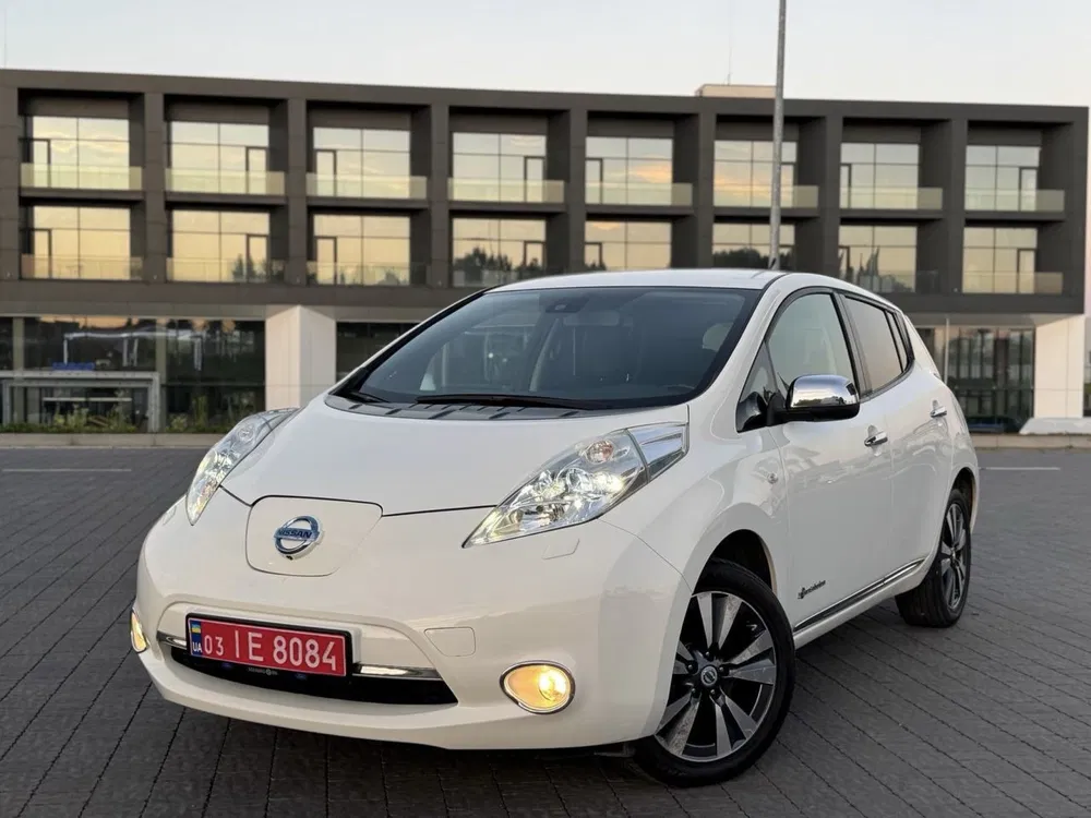 Фото 2014 Nissan Leaf