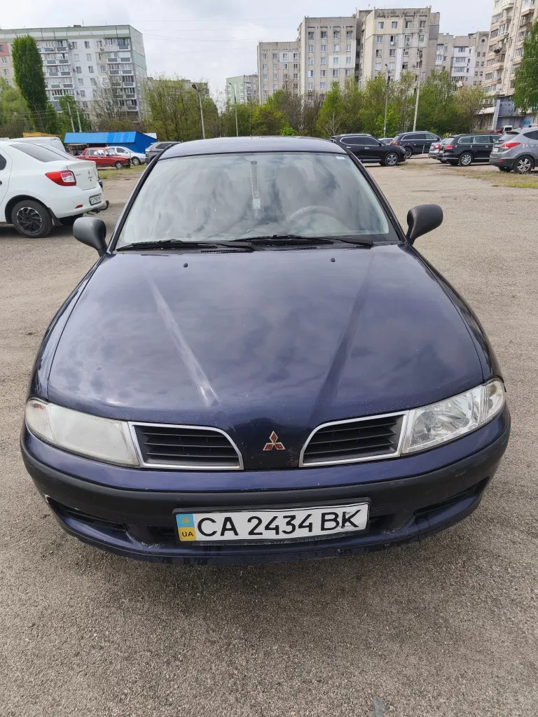 Фото 2000 Mitsubishi Carisma