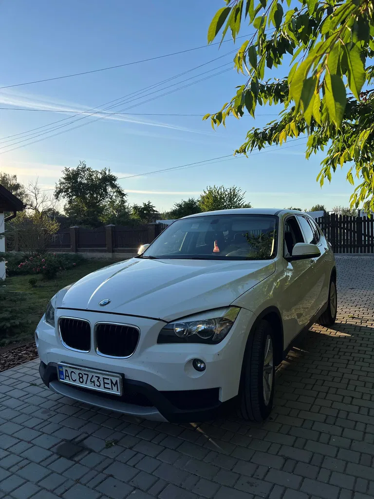 Фото 2013 BMW X1