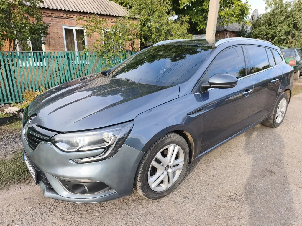 Фото 2018 Renault Megane