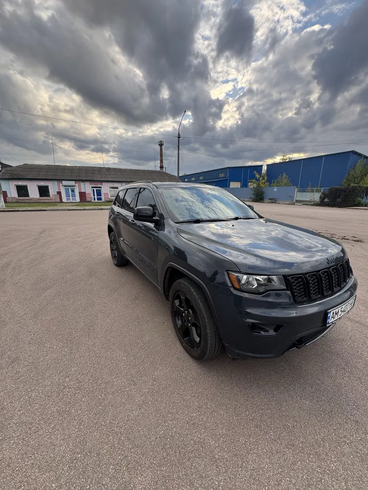 Фото 2018 Jeep Grand Cherokee