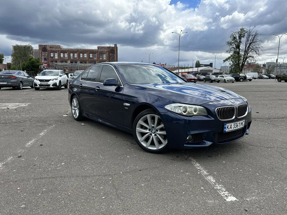Фото 2012 BMW 5 серія