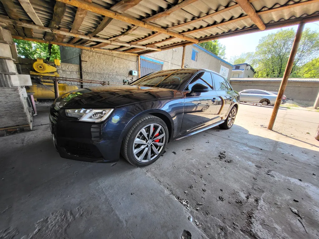 Фото 2017 Audi A4