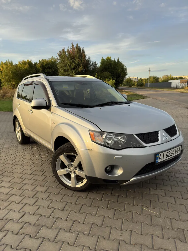 Фото 2008 Mitsubishi Outlander
