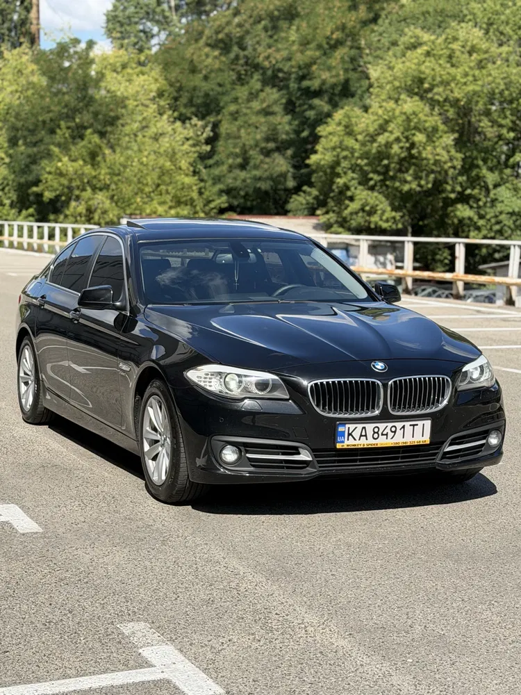 Фото 2012 BMW 5 серія